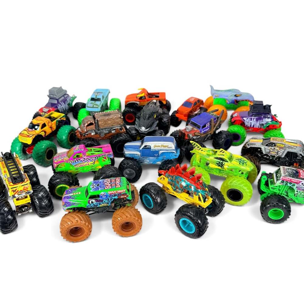 Monster Truck Vehicle Lot of 18 Assorted Trucks - Picture 2 of 10